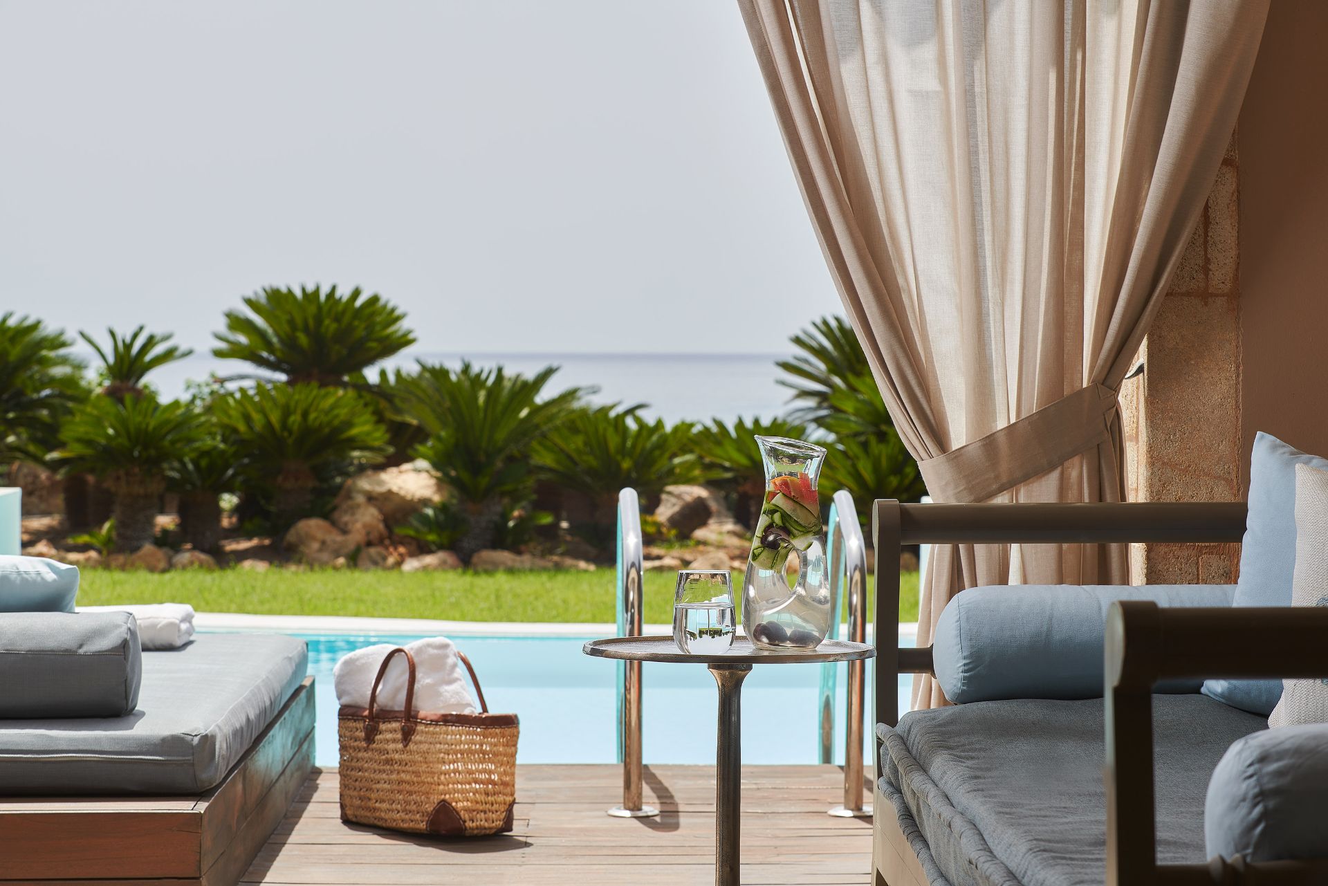 Luxury Resort Hotel in Rhodes - Princess Private Pool Suites